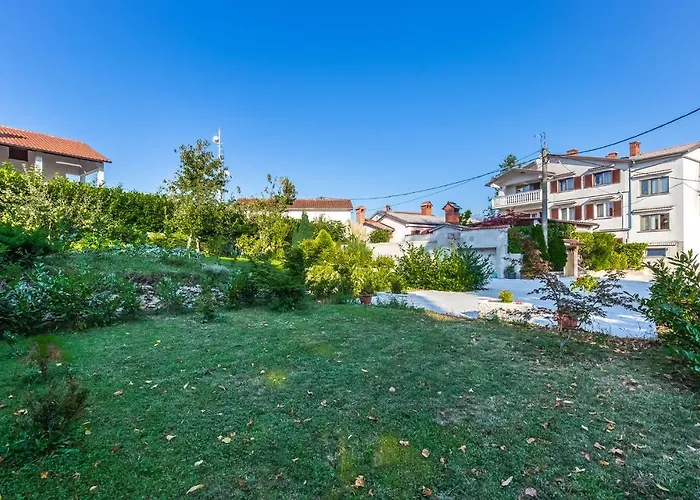 Guest house And 3*