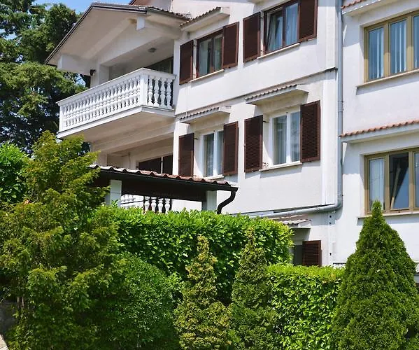 Guest house And 3*
