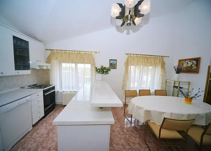 Guest house And 3*