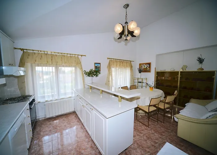 Guest house And