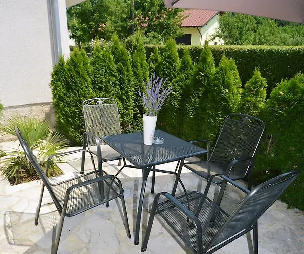 And Guest house 3*